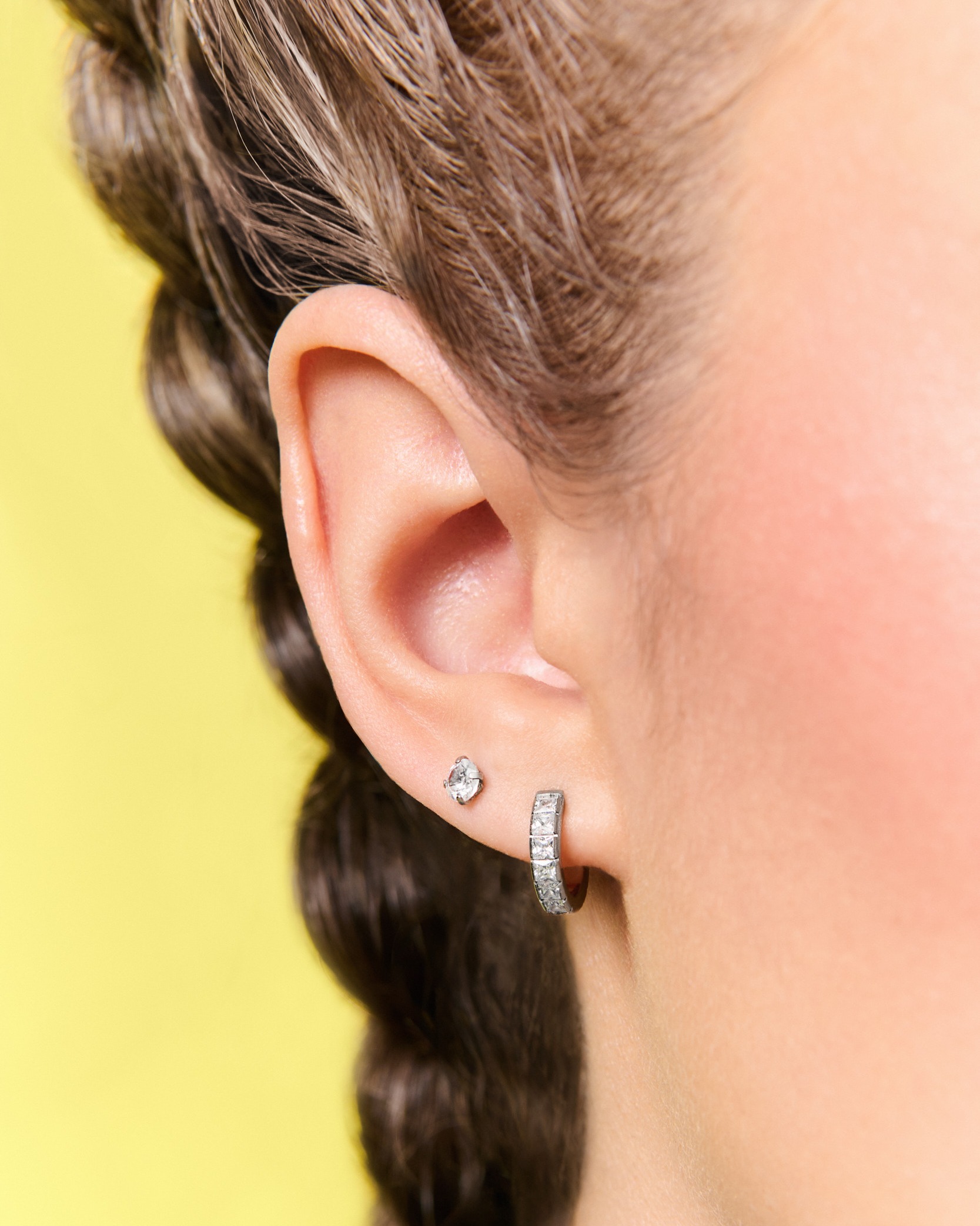 HairHouse_Piercing_110624_EAR_0897_4_5