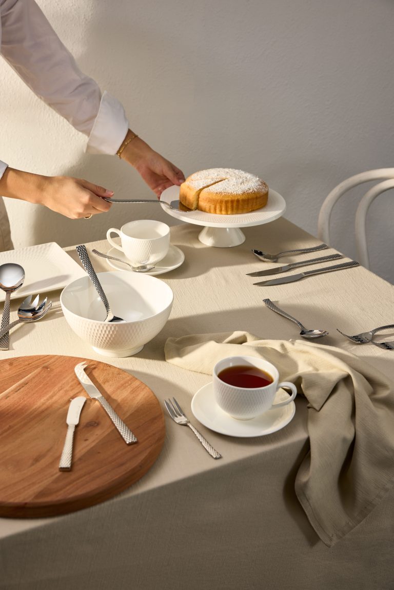 Diamonds_Social_01_MY0047_MY0031_MY0044_MY0039_MY0041_MY0141_MY0042_MY0034